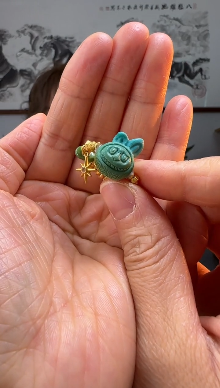 【闪购商品】绿松石戒指18K金镶嵌时尚百搭A1643