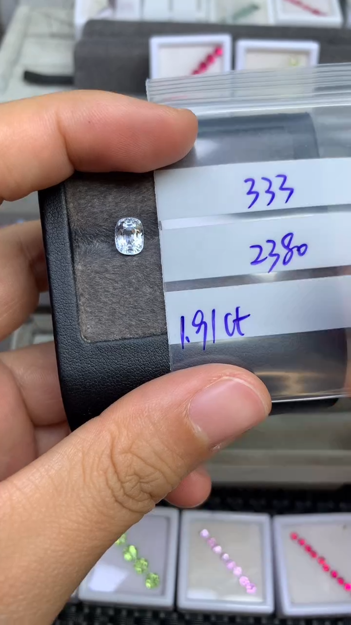 未镶嵌珠宝定制蓝宝石3*3缅甸天然无烧蓝宝