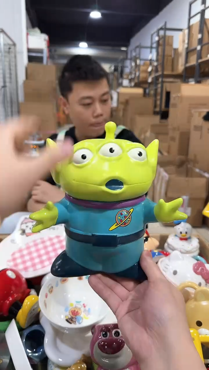 瓷片三眼仔全身罐