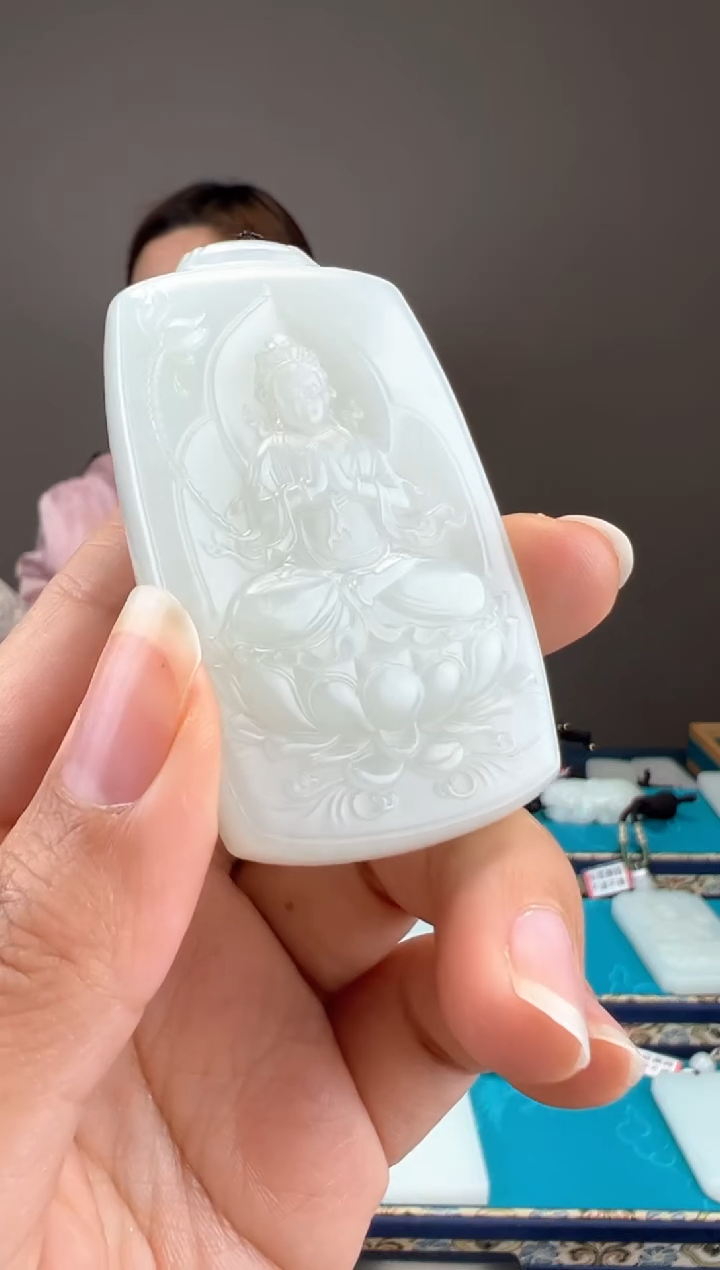 【闪购商品】和田玉颈饰未镶嵌1