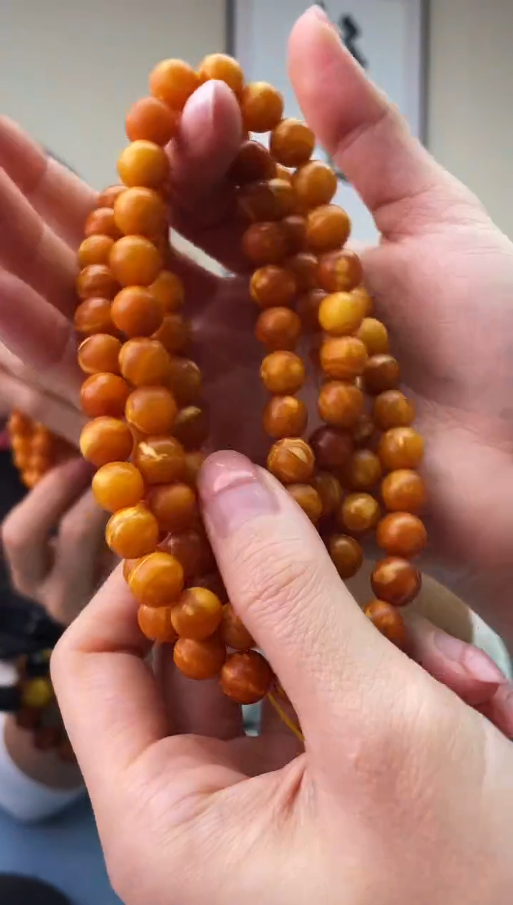 琥珀未镶嵌珠宝奇石T049 9假一罚十，多样性发一件