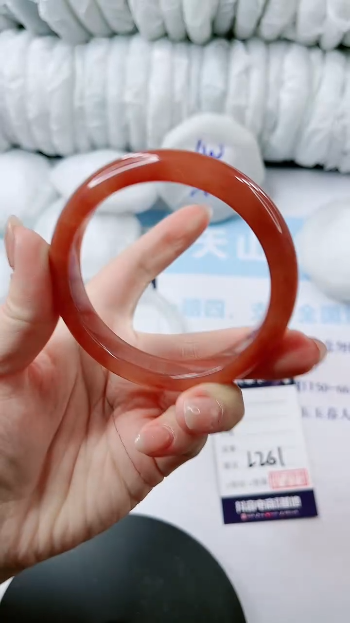 【闪购商品】石英质玉手镯未镶嵌多样性发货L261