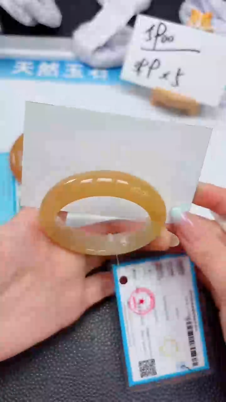 【闪购商品】石英质玉手镯未镶嵌120