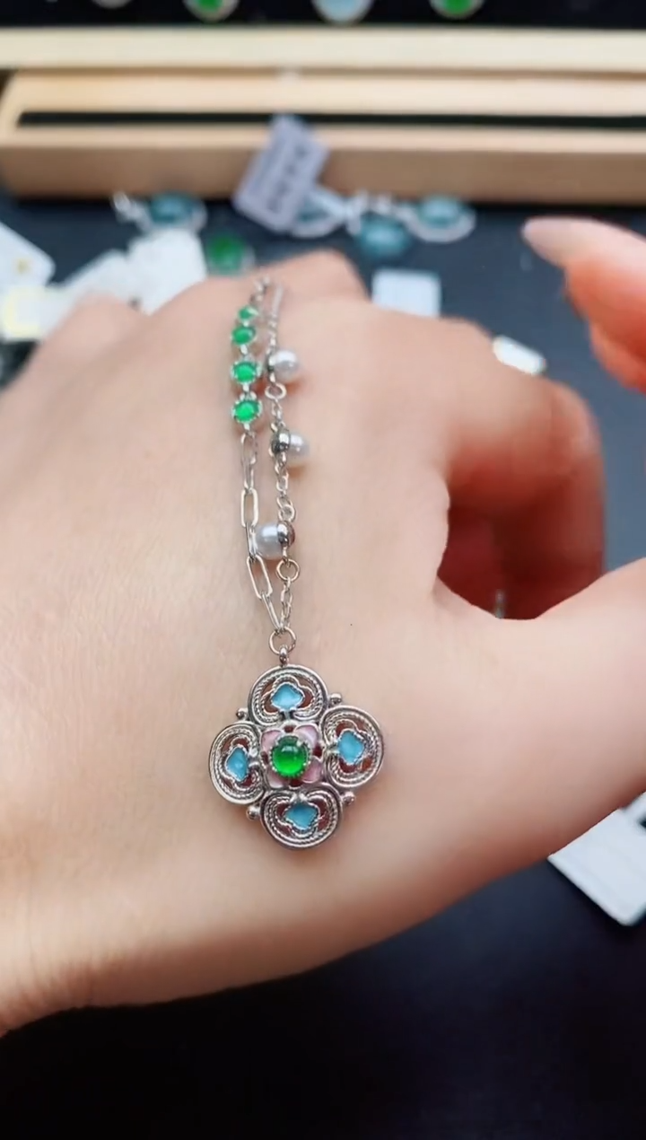 翡翠银S925镶嵌吊坠(赠链)08000