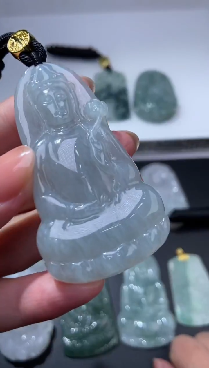 未镶嵌挂件翡翠374996  多人