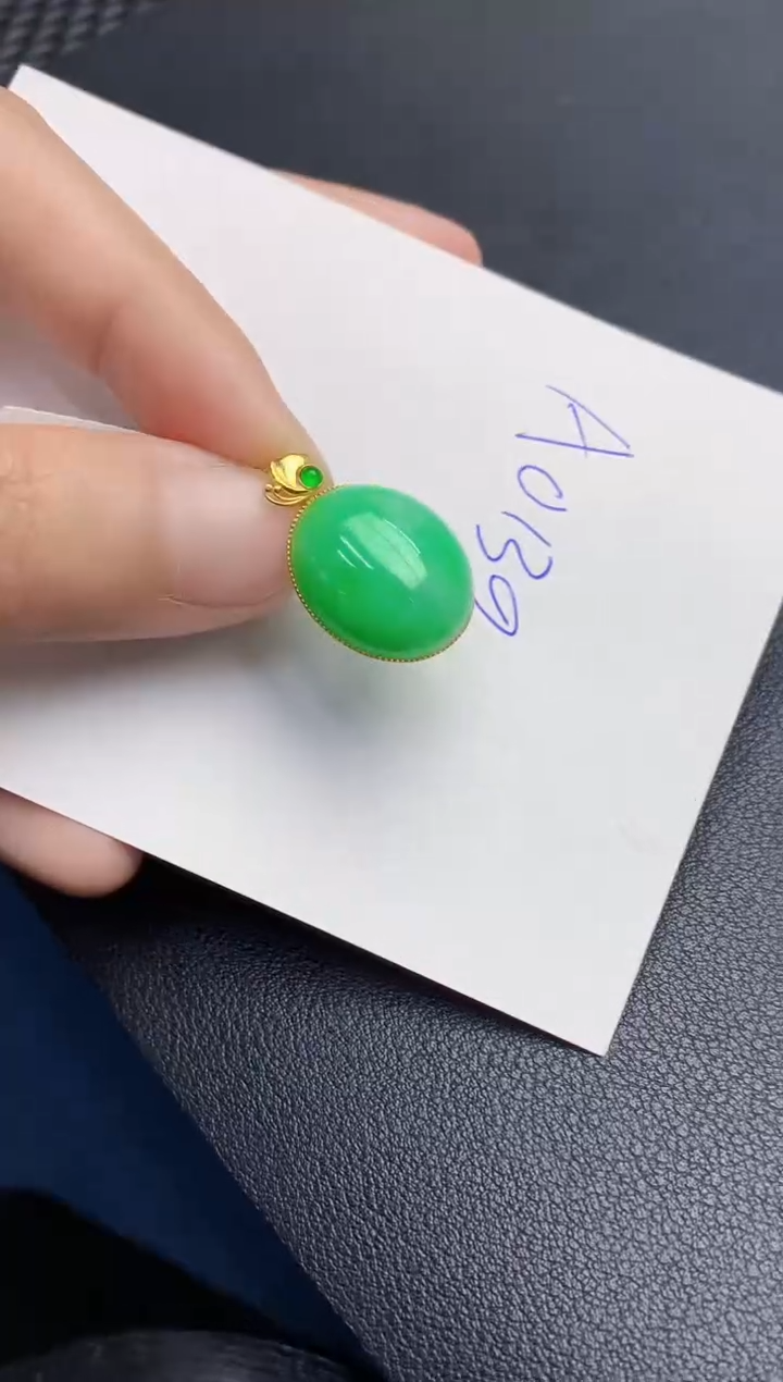 【闪购商品】翡翠颈饰18K金镶嵌000000000