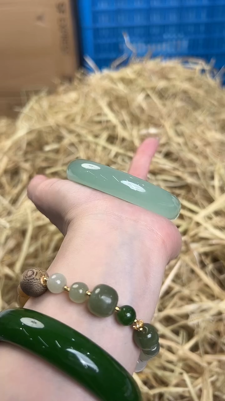 未镶嵌手镯石英质玉B-999-58