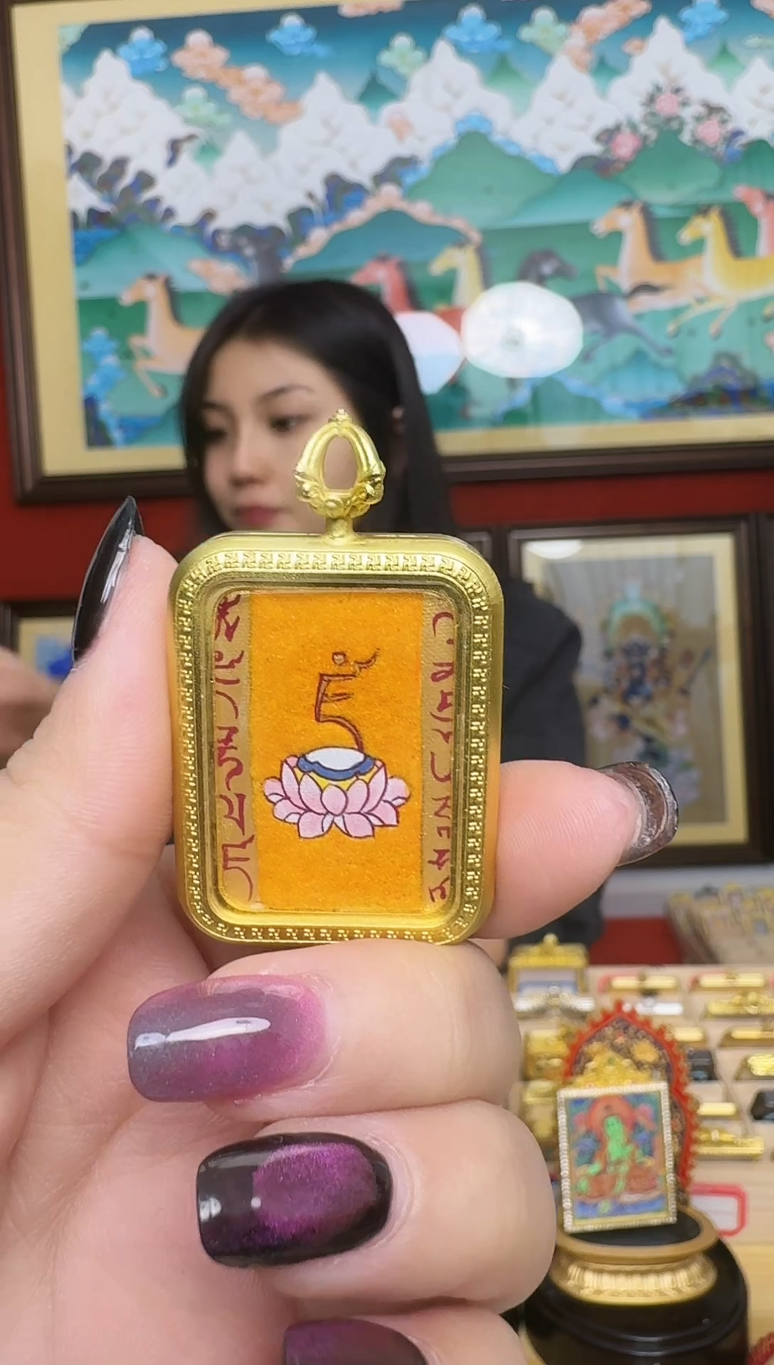 吊坠黄财神-热贡纯手绘刀刀