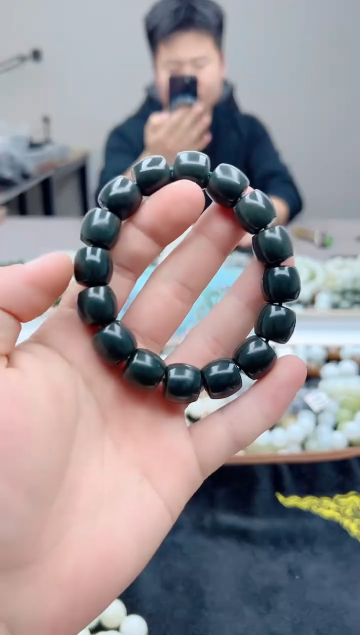 【闪购商品】和田玉手串未镶嵌14