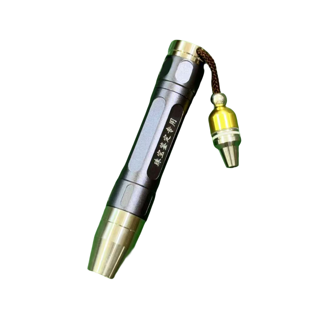 鉴定多用三灯珠手电