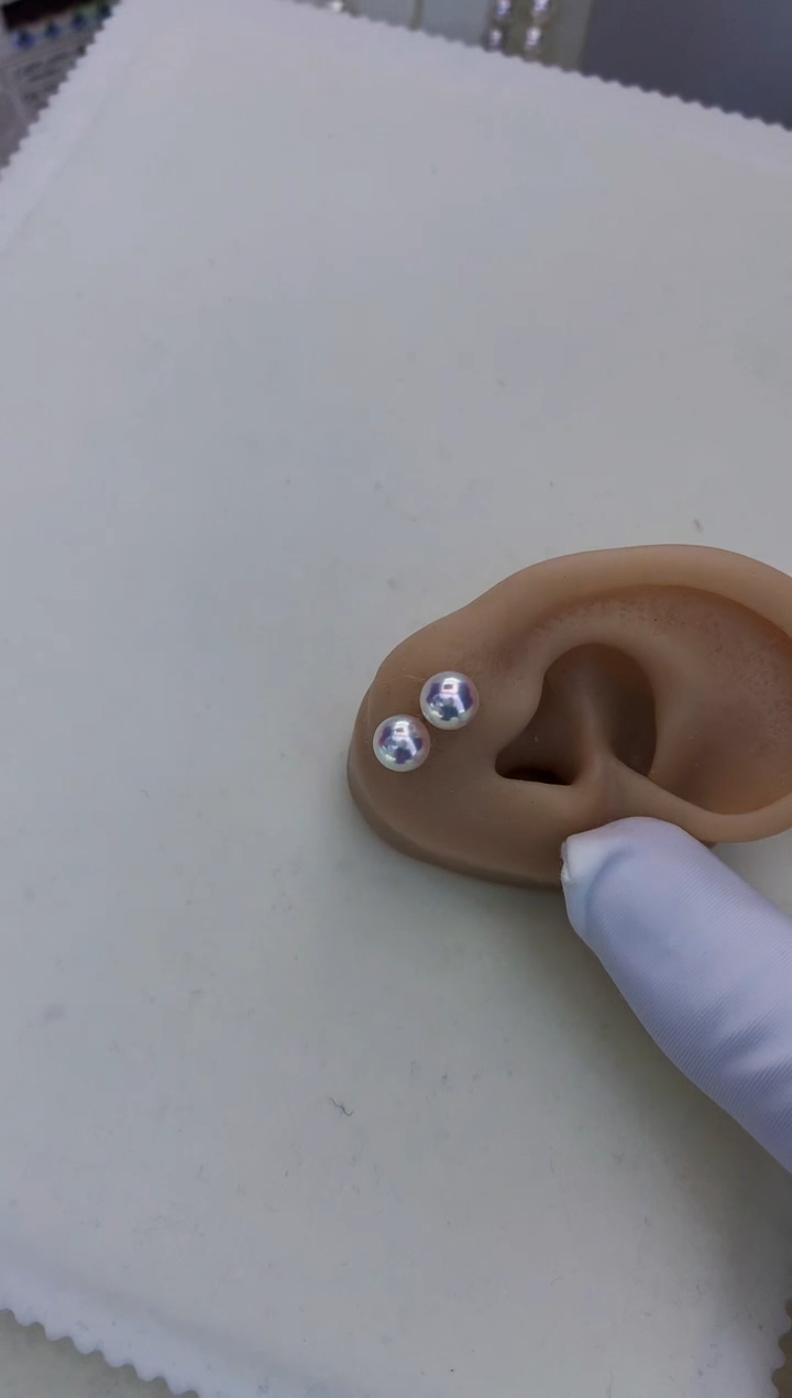 18K金镶嵌海水珍珠饰品6-7素钉定制