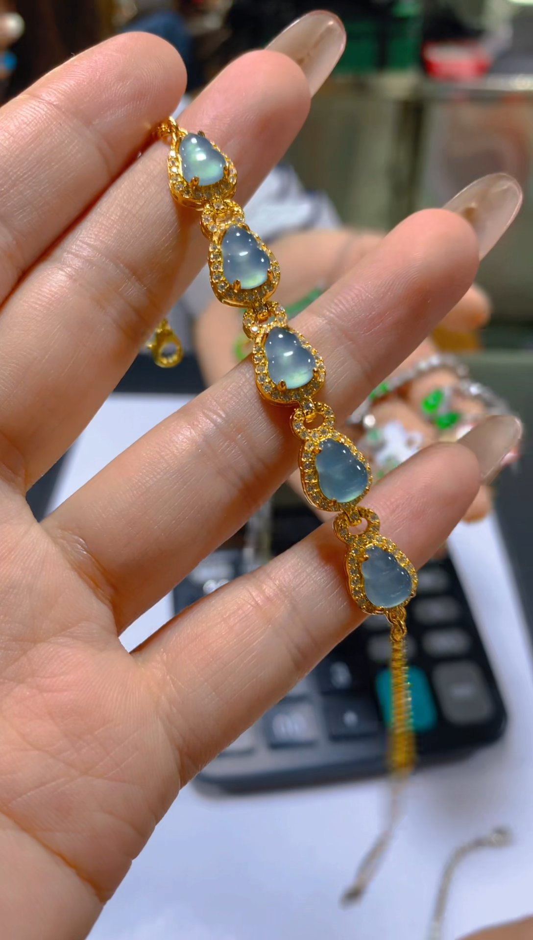 未镶嵌手链翡翠多样性发一