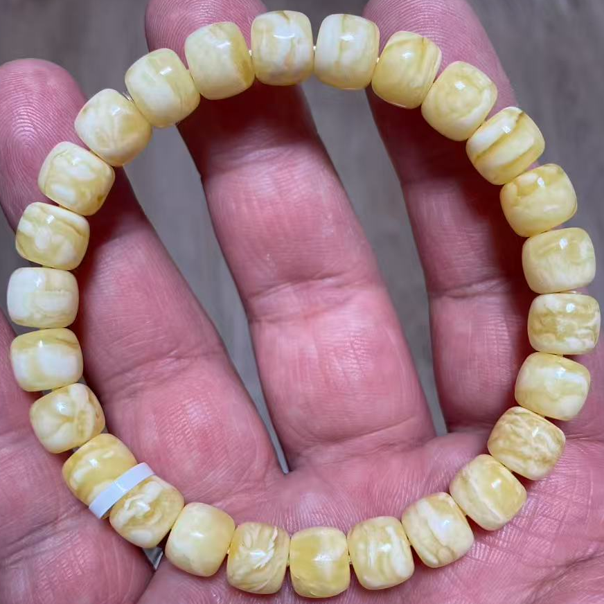 龙哥推荐：瓷白细纹虎皮纹老型手串俄料蜜蜡天然原矿多样性发货