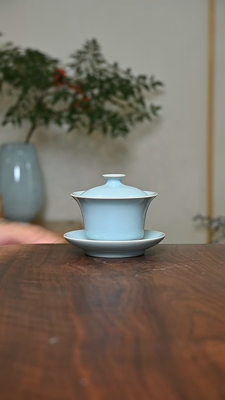 马蹄盖碗 天青 微瑕 朱法喜手签款