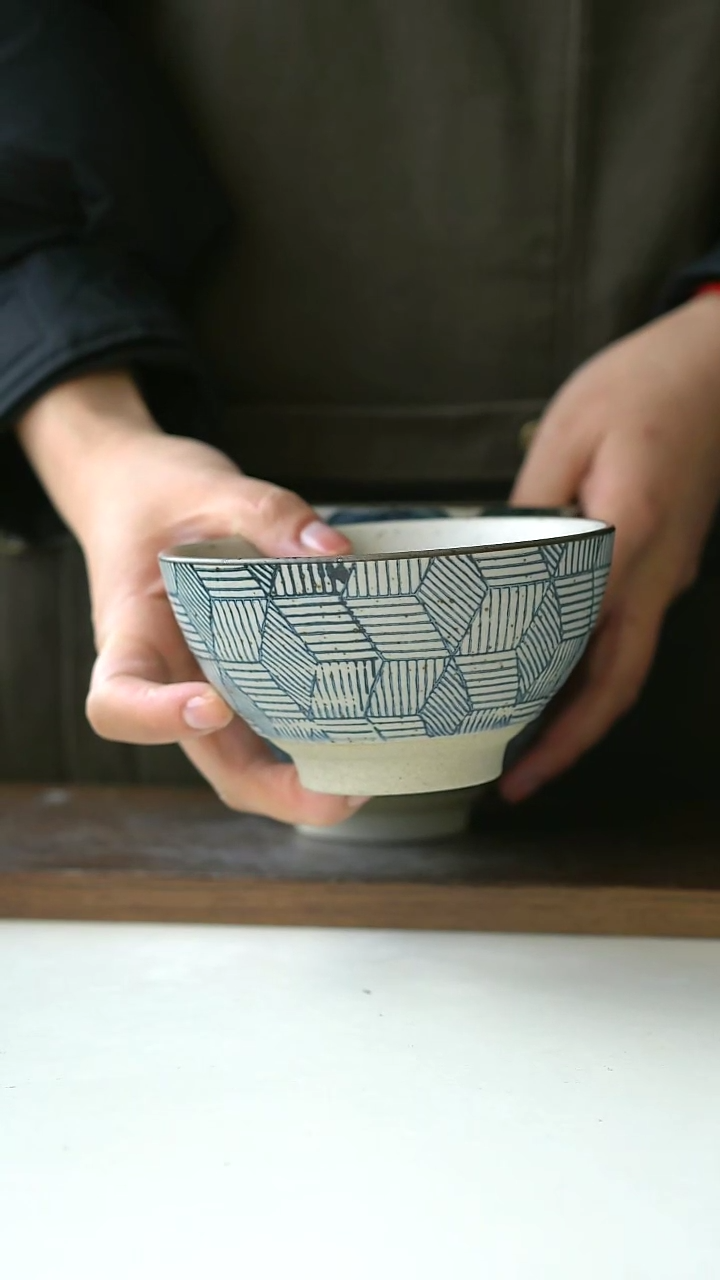 【闪购商品】陶瓷手绘菱形纹米饭碗12cm@4-2@