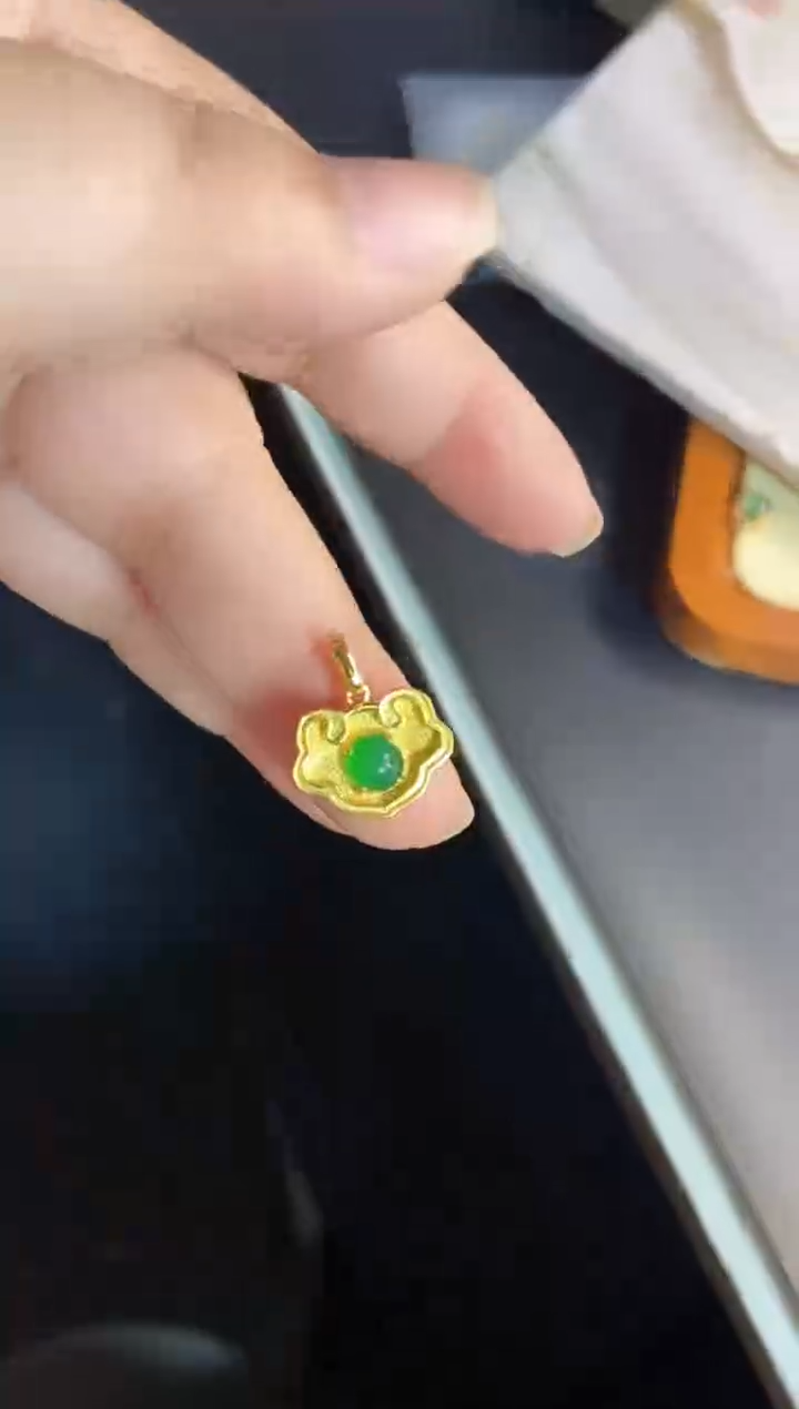 吊坠(不含链)银S925镶嵌翡翠1