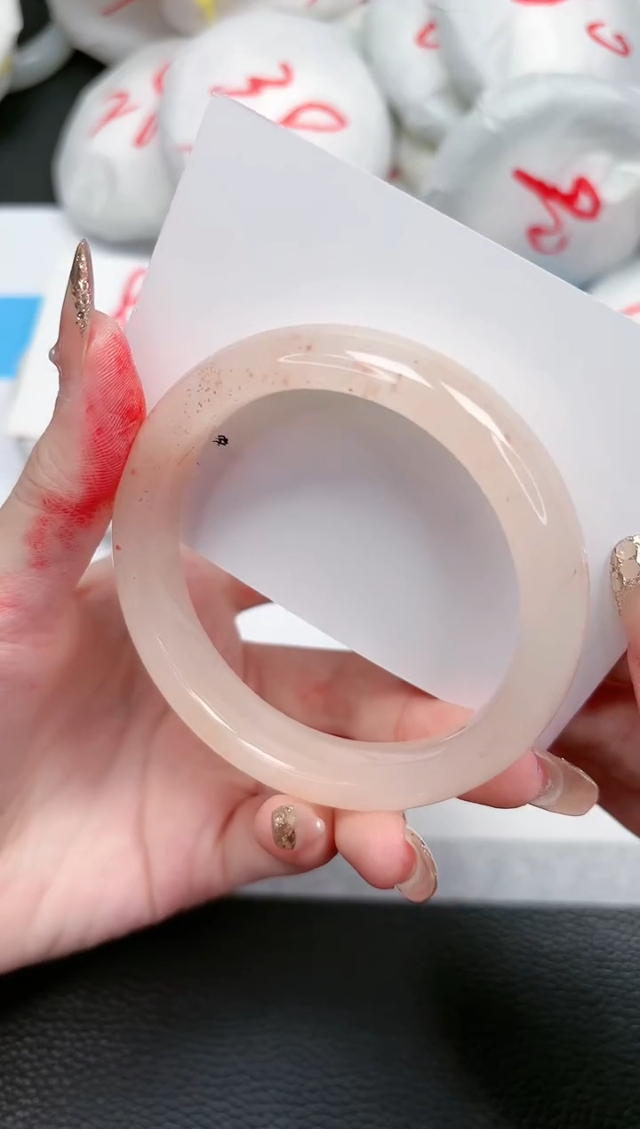 【闪购商品】石英质玉手镯未镶嵌207-57.2