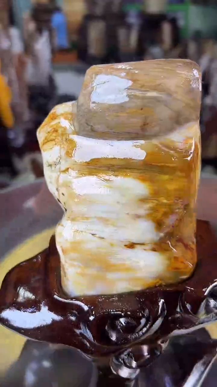 缅甸天然树化玉摆件