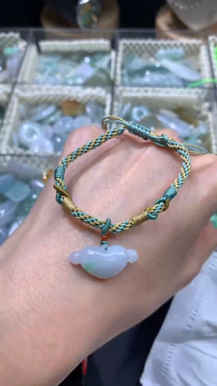 【闪购商品】翡翠手绳未镶嵌翡翠