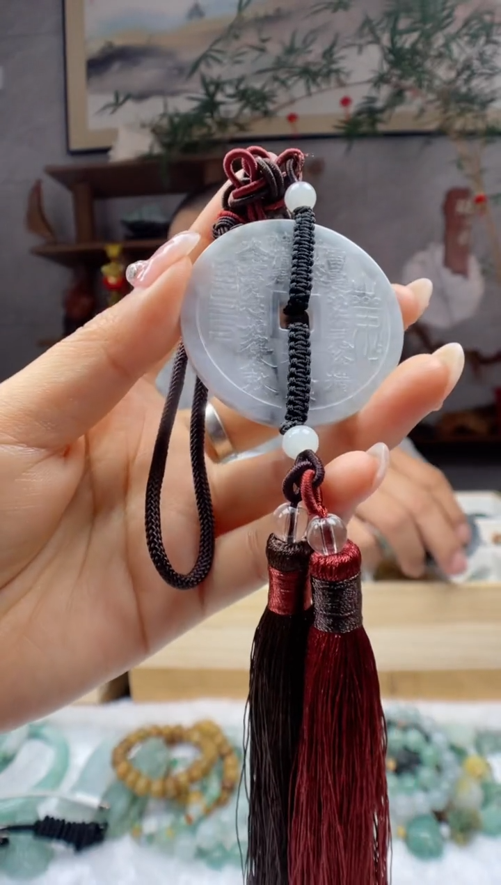 【闪购商品】翡翠挂件未镶嵌山鬼