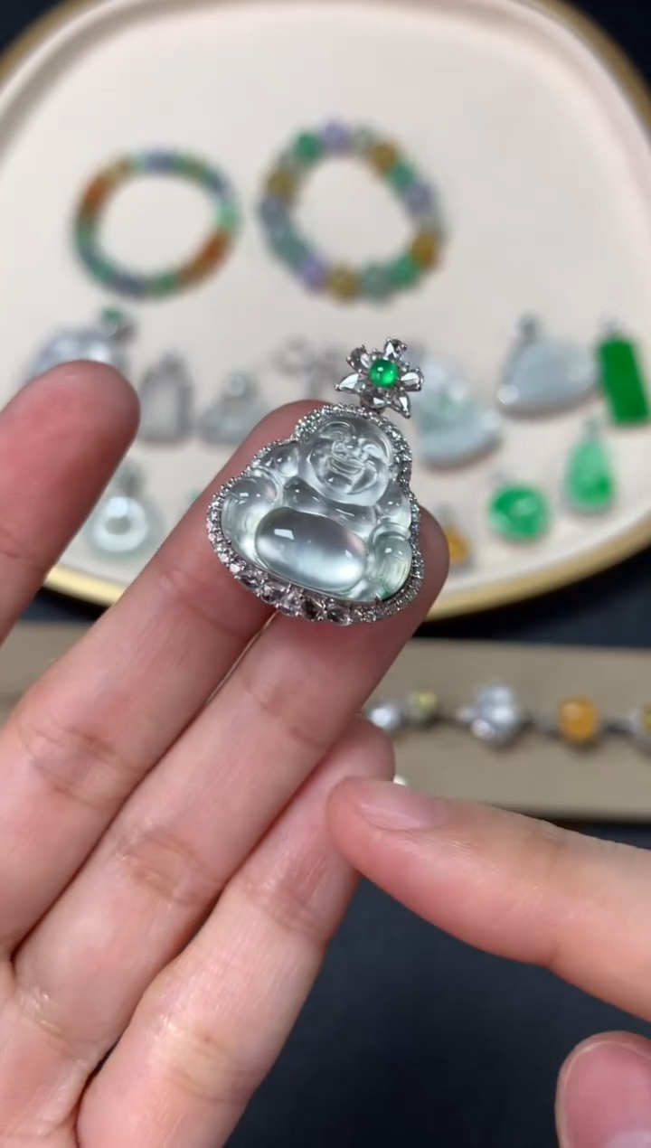 【闪购商品】翡翠吊坠(不含链)18K金镶嵌佛公吊坠29800