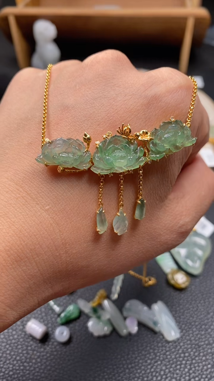 【闪购商品】翡翠颈饰18K金镶嵌翡翠净货27249