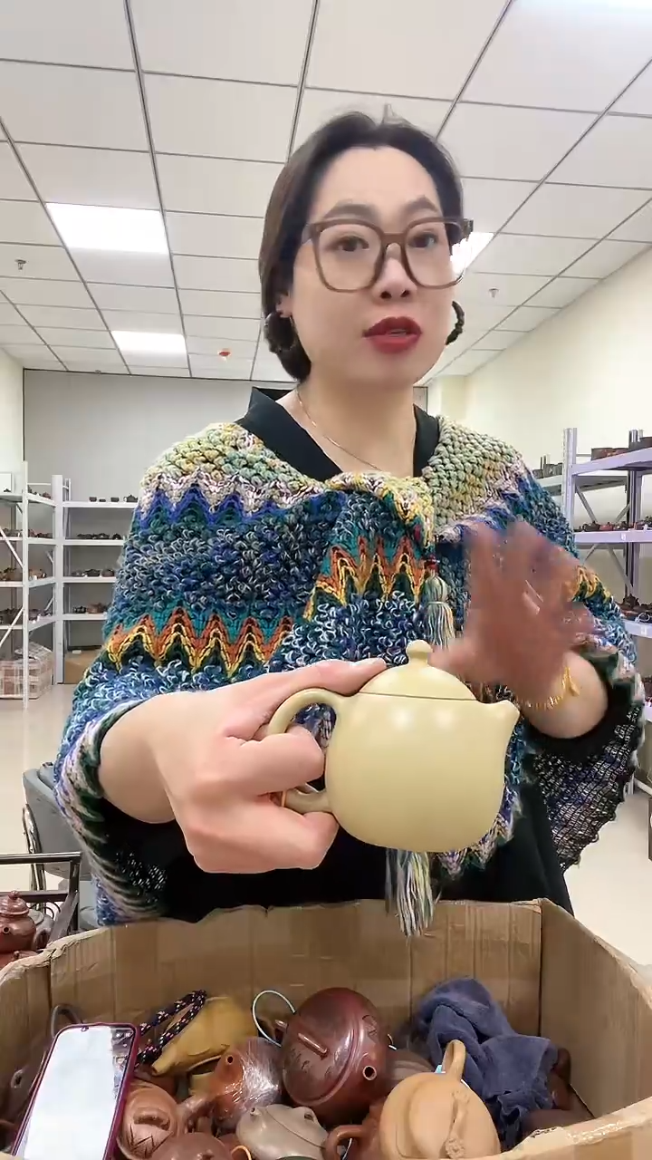 【闪购商品】紫砂茶壶本山绿泥 光素龙蛋