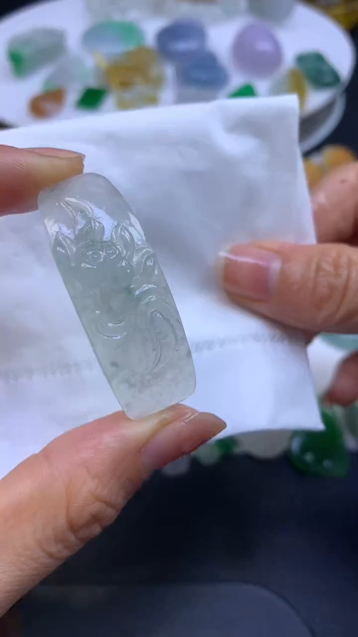 【闪购商品】定制翡翠未镶嵌翡翠