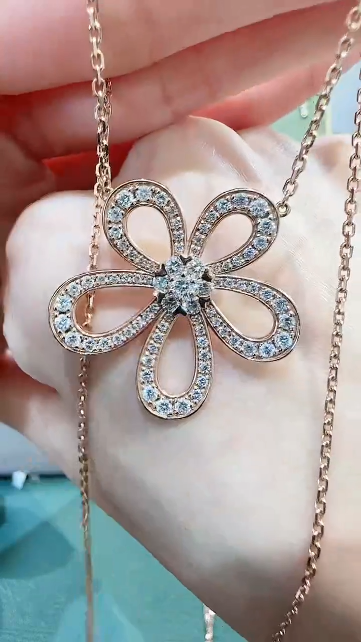 【闪购商品】钻石套链18K金镶嵌18K金钻石大花套链