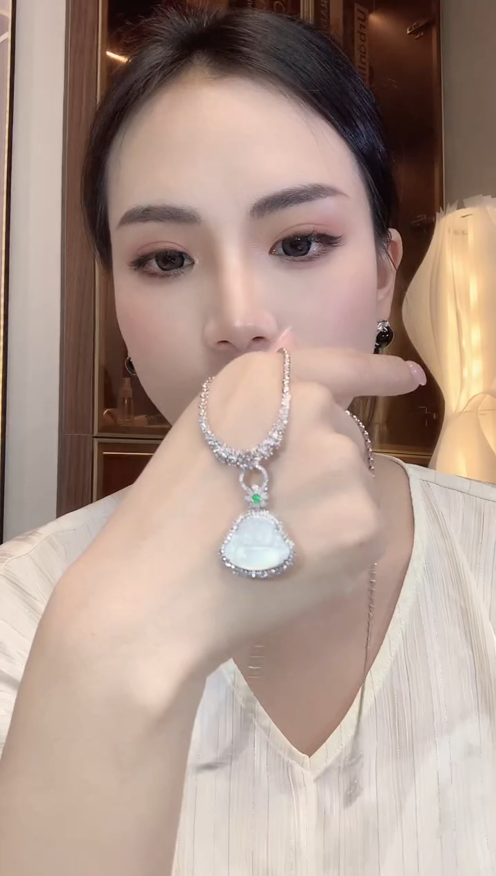 翡翠18K金镶嵌吊坠(不含链)C55