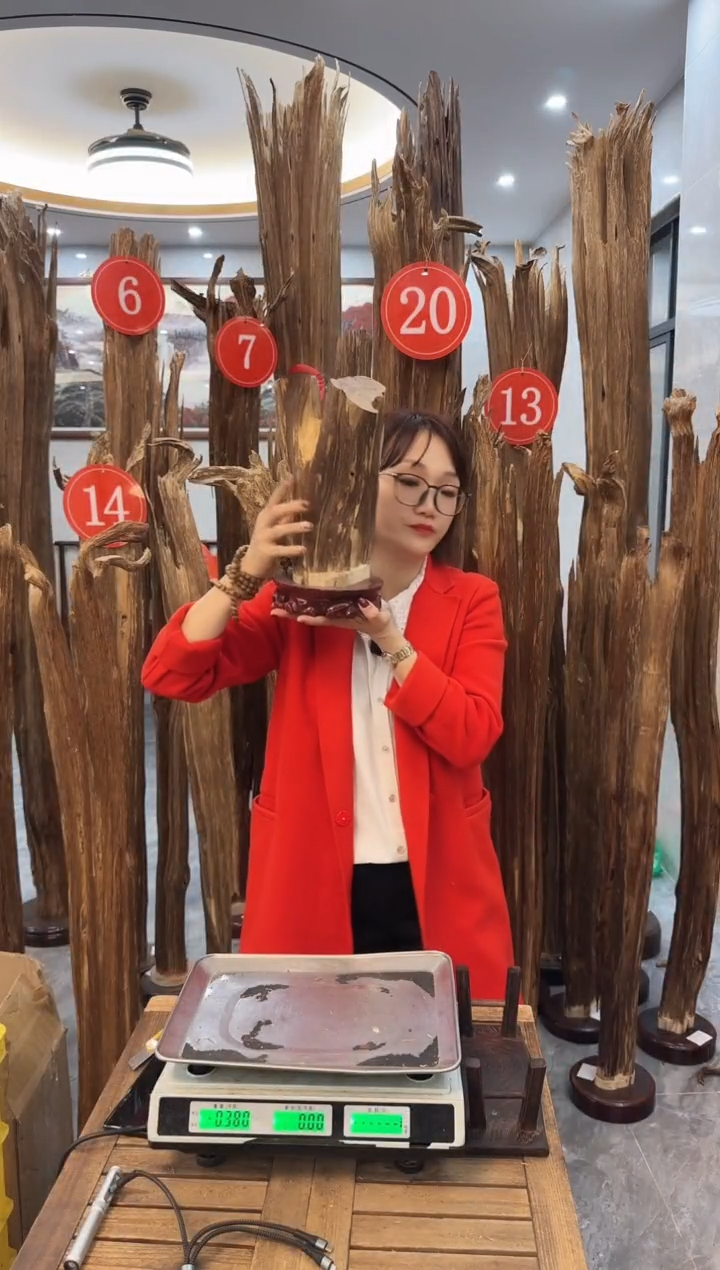 【闪购商品】沉香摆件沉香摆件48