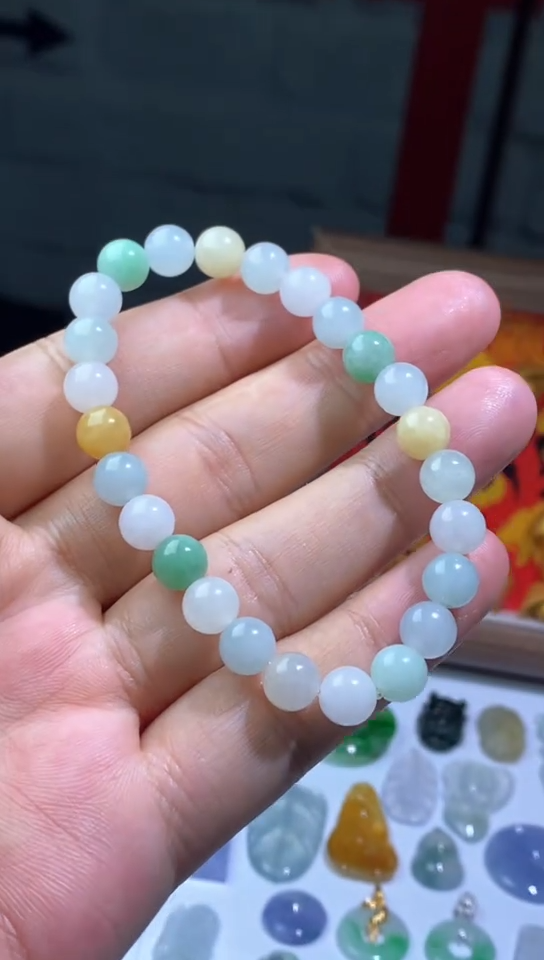 颈饰未镶嵌翡翠手串