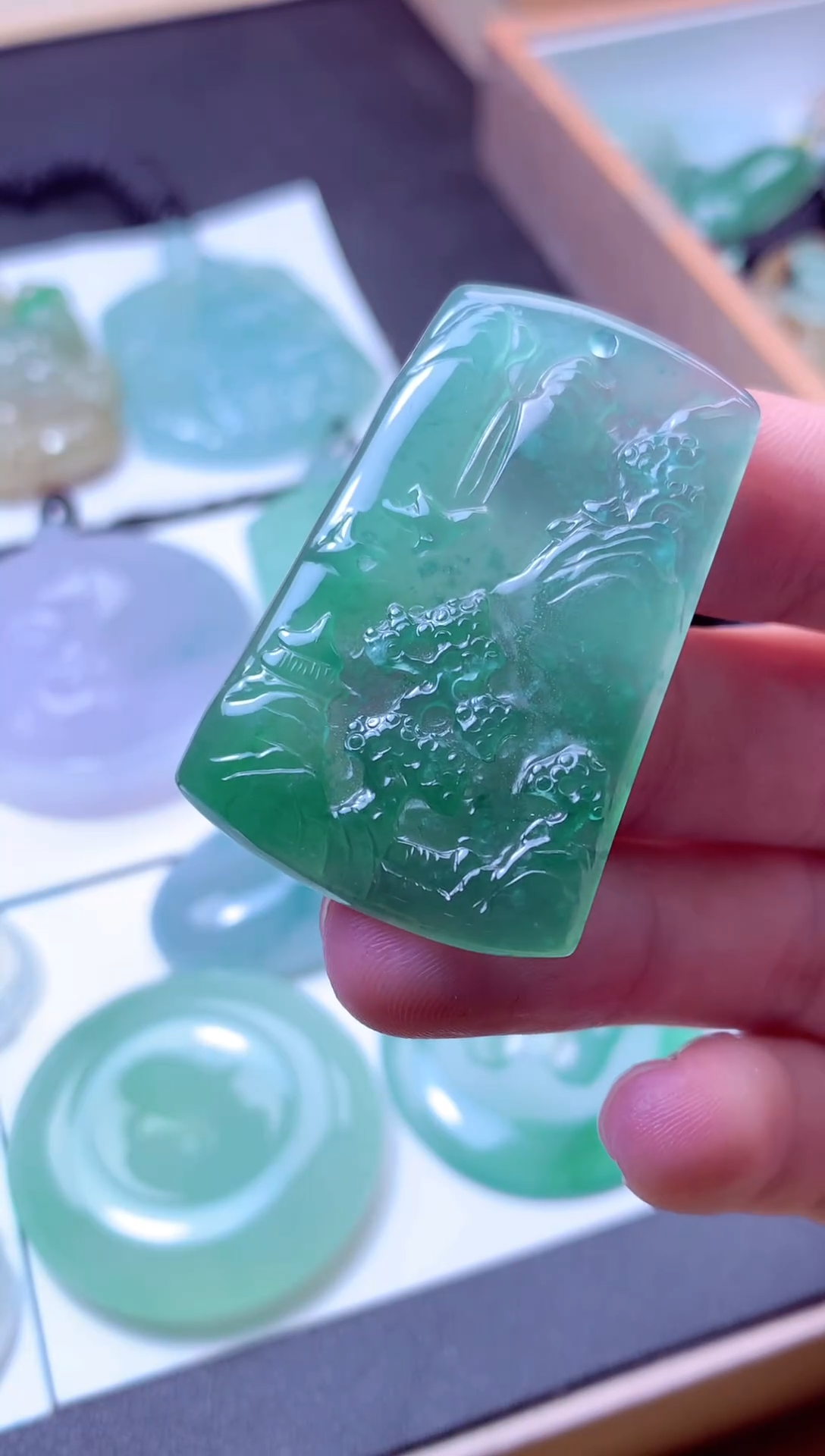 颈饰未镶嵌翡翠天然A货翡翠 天然A货翡翠天然翡翠多样性发货 发一