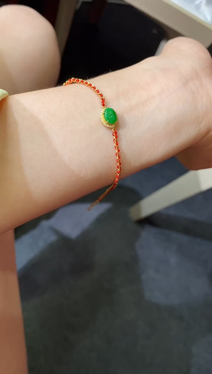 18K金镶嵌手链翡翠手链