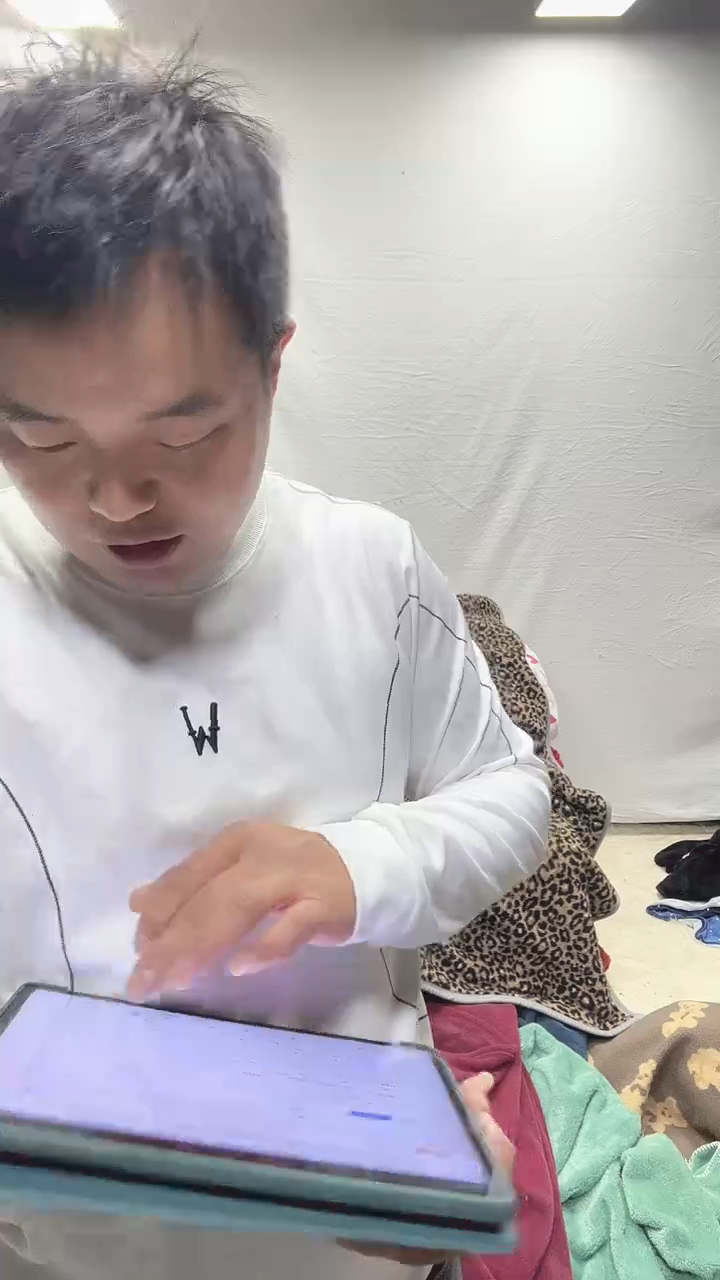 聚酯纤维1米5×2米豹纹。