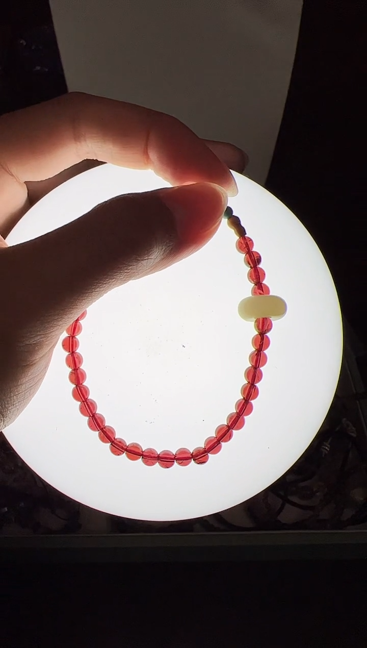 未镶嵌手链石榴石悦2179 约4mm