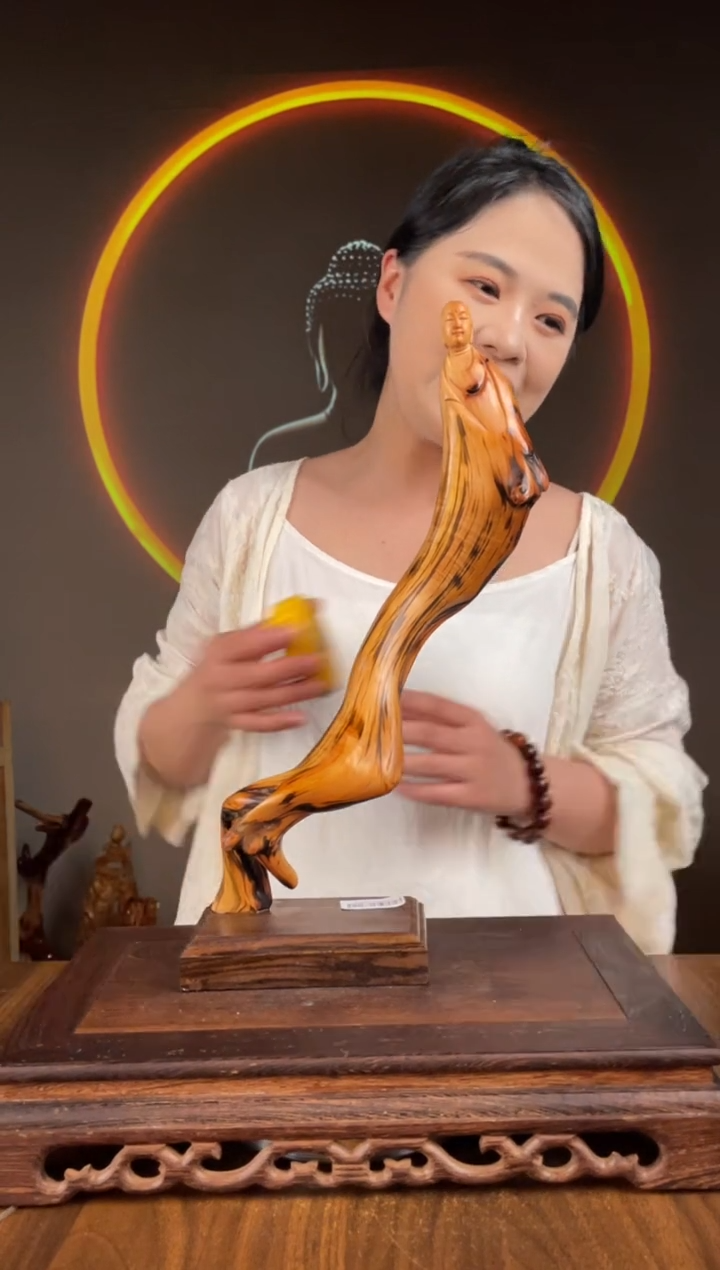 【闪购商品】柏木（崖柏）手工摆件,先抢先得!349