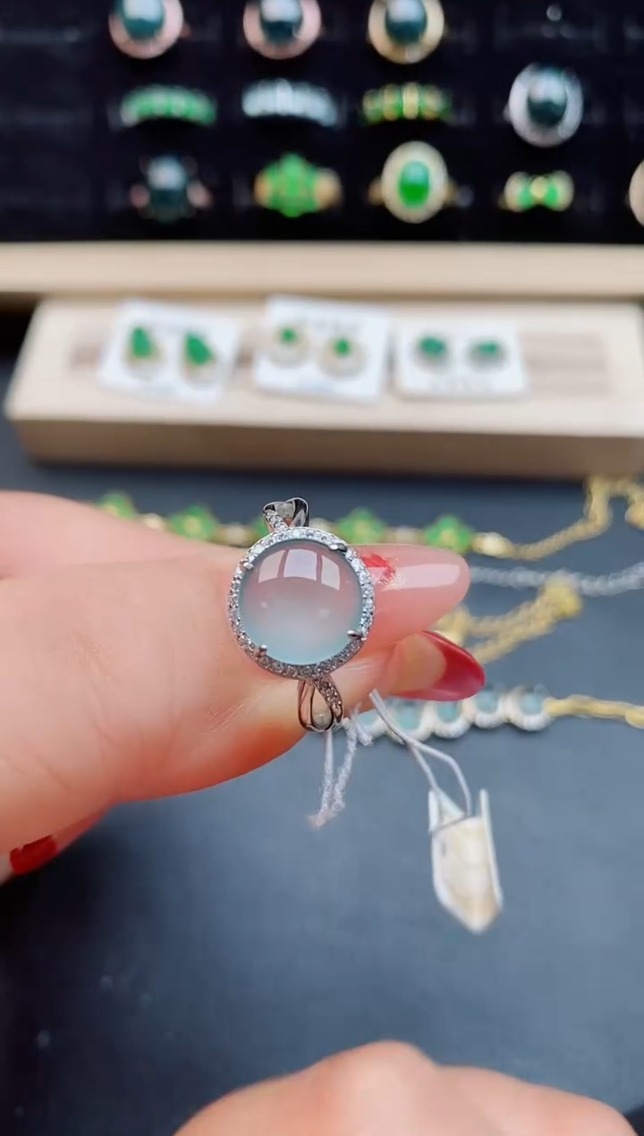 【闪购商品】翡翠戒指银S925镶嵌5080