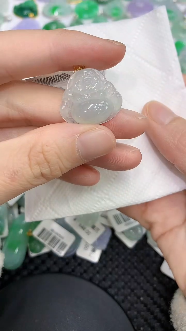 颈饰18K金镶嵌翡翠a货百元以下同包裹多件发出的只收取一单运费