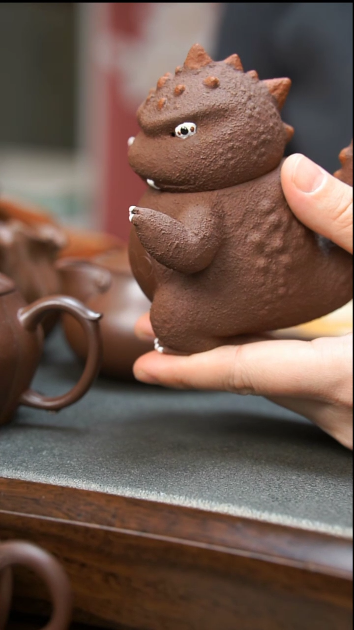 【闪购商品】紫砂茶壶哥斯拉紫砂壶