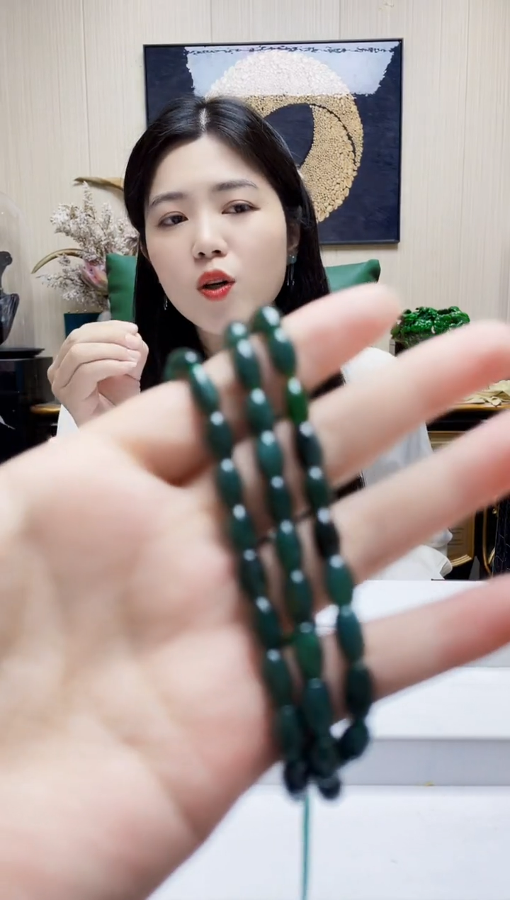 未镶嵌定制翡翠吊坠245