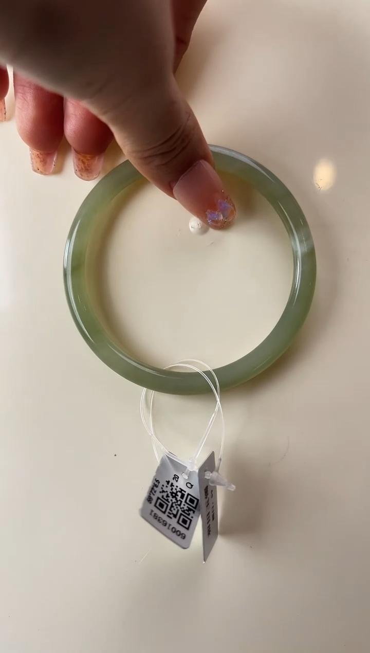 【闪购商品】和田玉手镯未镶嵌手镯