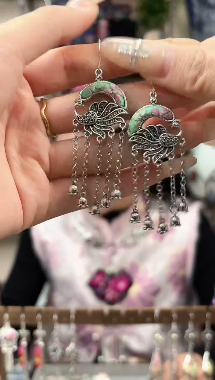 织绣s****9民族风非遗老绣苗银饰品544