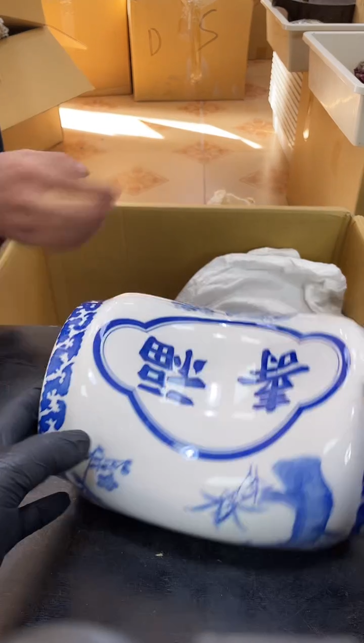陶瓷如图所示 阁集工艺品