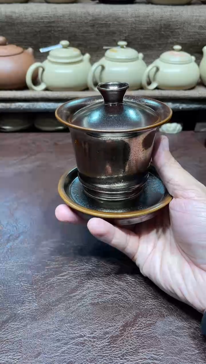 泥塑弼双金釉高马蹄盖碗