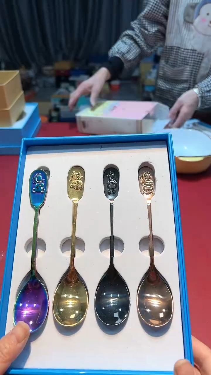 【闪购商品】瓷片锅碗瓢盆一件不剩