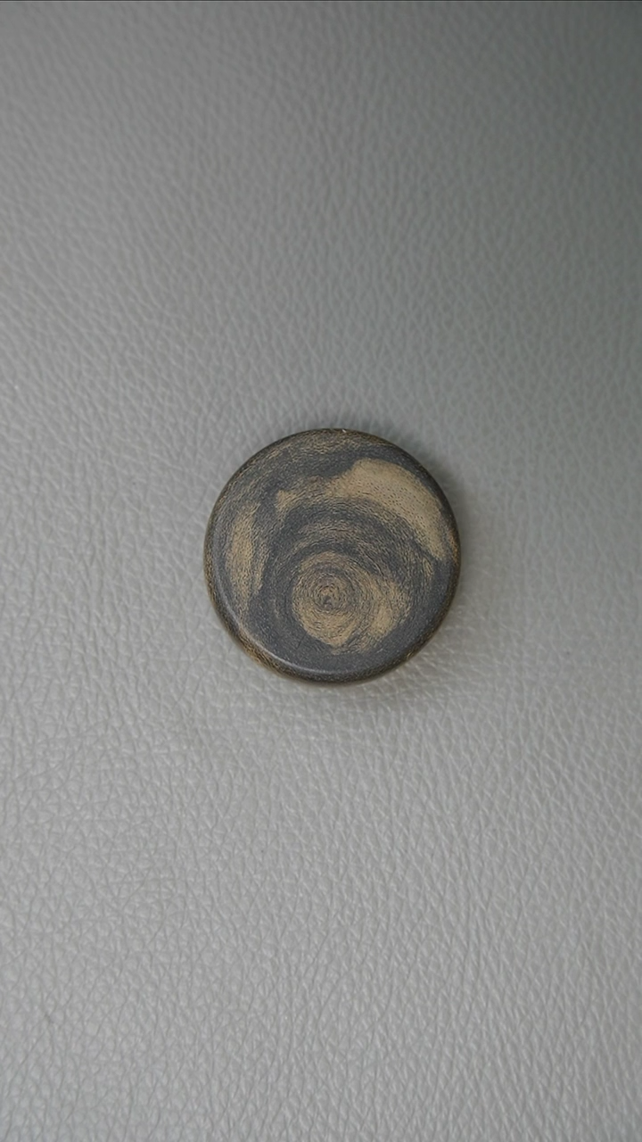 【闪购商品】沉香吊坠芽庄老料原材14.4g