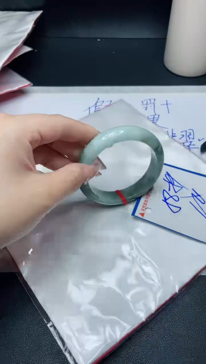 【闪购商品】翡翠手镯未镶嵌我
