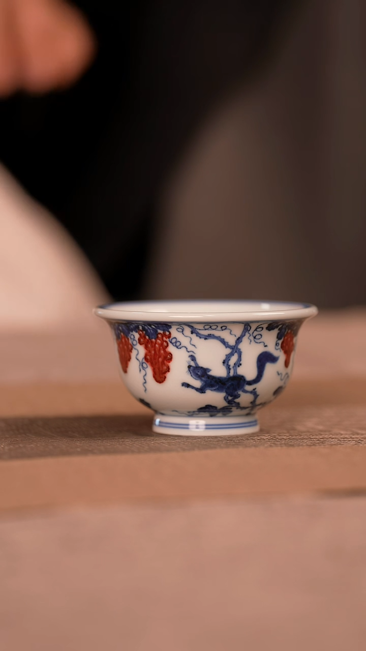 【闪购商品】杯永明尚玩松鼠葡萄小压手杯