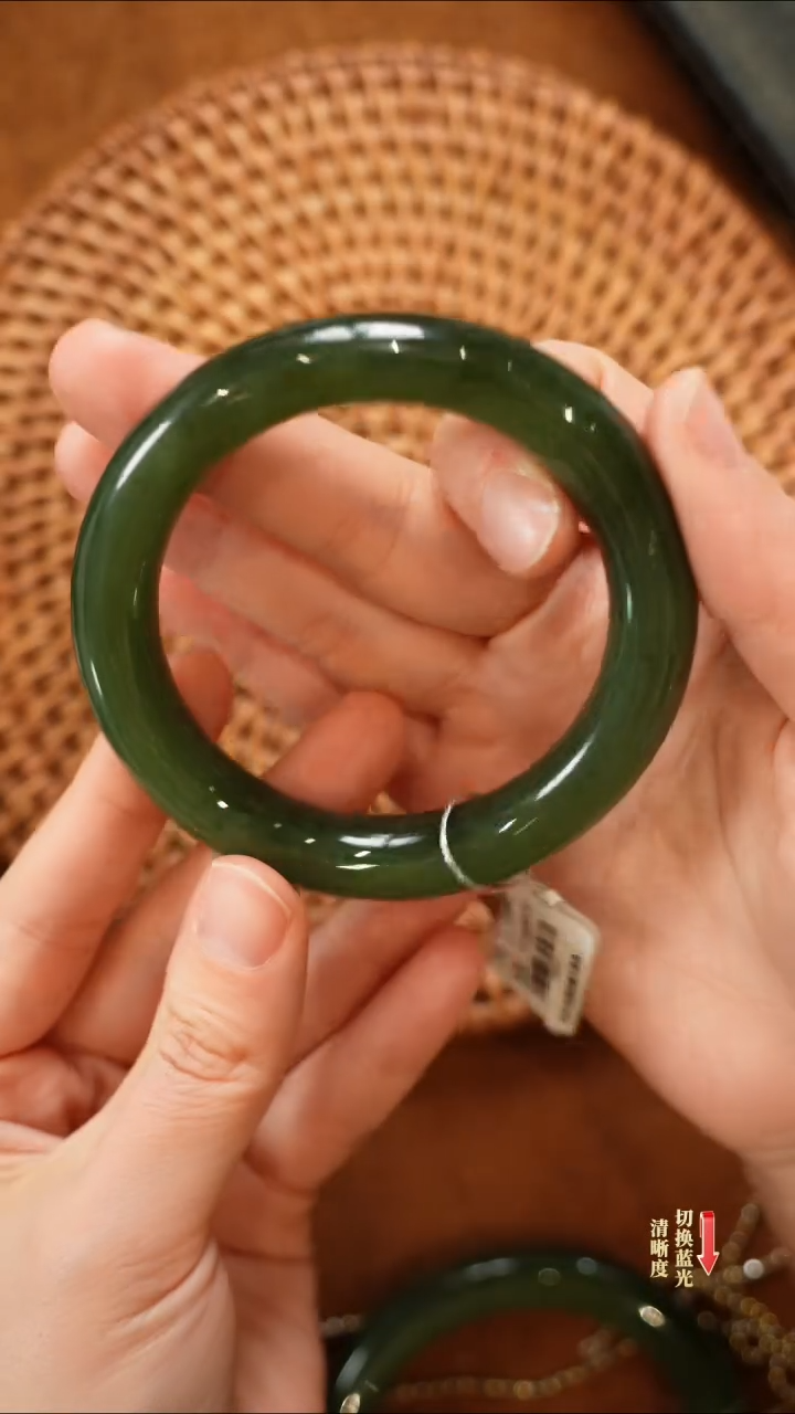 【闪购商品】和田玉手镯未镶嵌0226-050（56圈口）